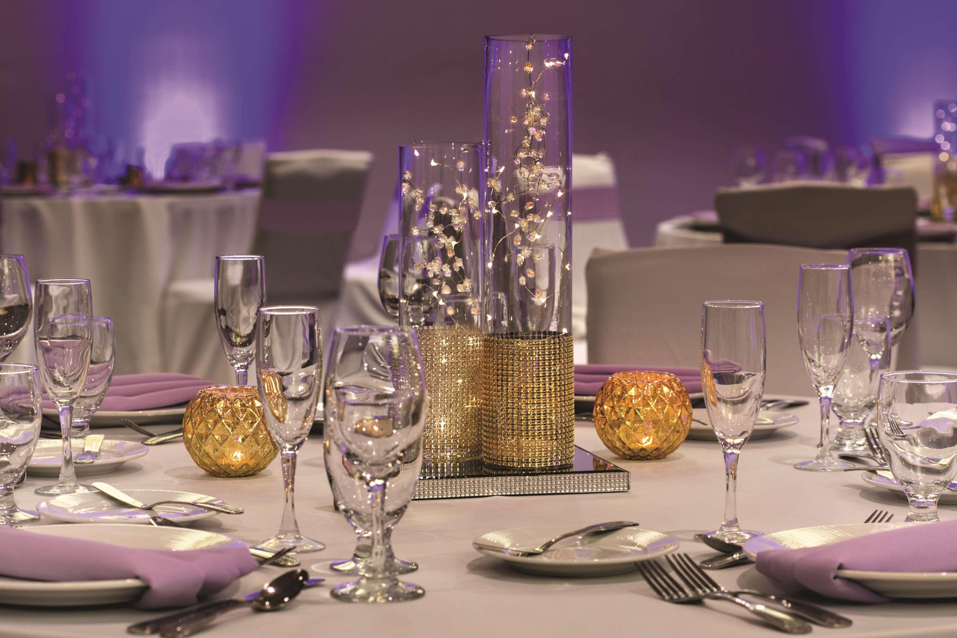 Embassy Suites By Hilton Richmond Dumbarton Экстерьер фото